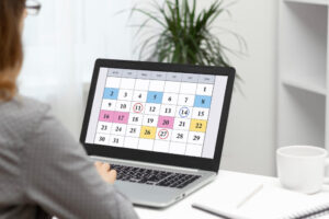 Obligaciones tributarias en abril